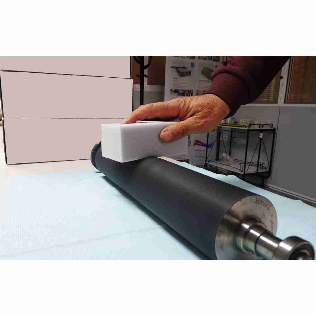 Anilox-Roll-Cleaning-5